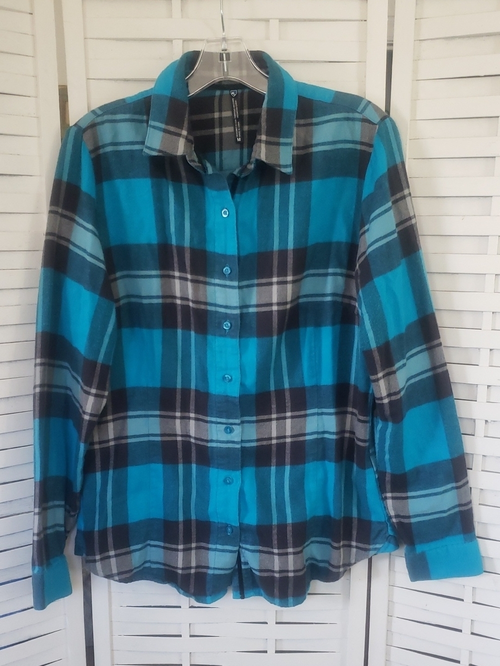 Kuhl Teal and Black Plaid Women's Button-Up Semi Fitted Flannel Shirt M